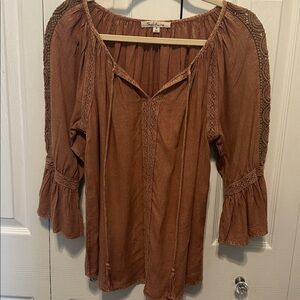 Solitaire Bohemian Women's Brown Crochet Tunic Top